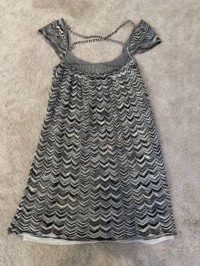 bebe Black and White Chevron Off-Shoulder Knit Dress